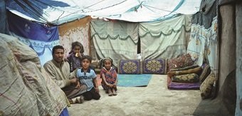 yemen-family-tent Yemen Crisis